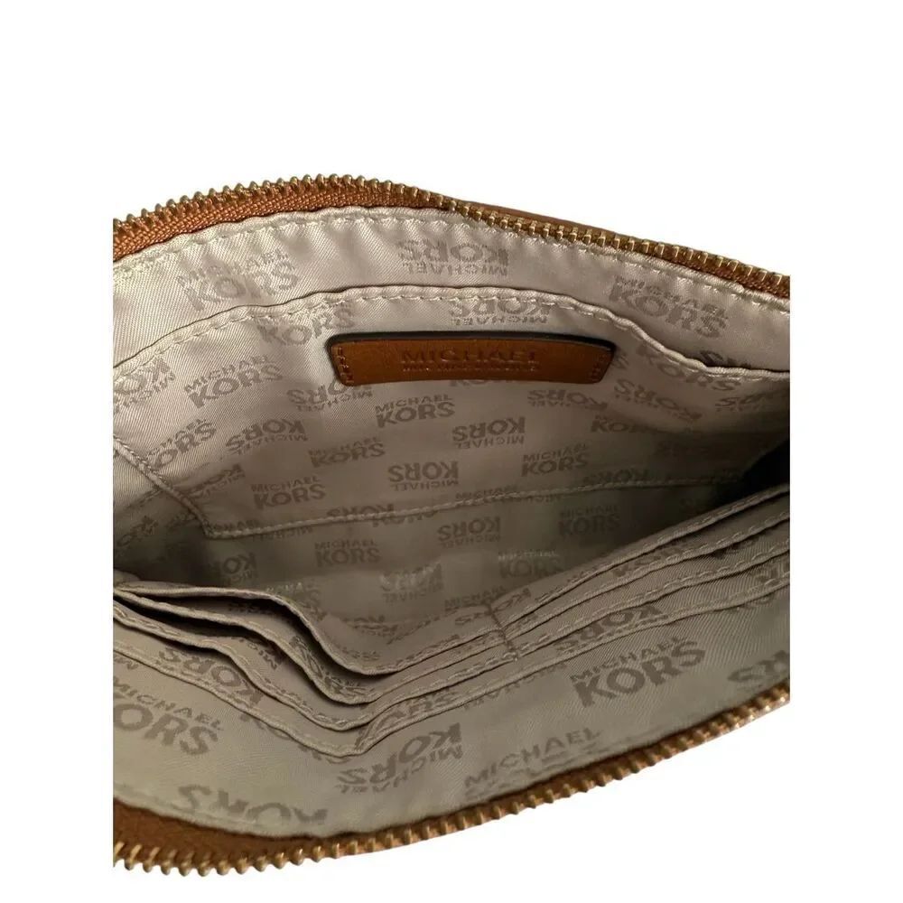 Michael Kors Womens Brown Fulton Pebbled Leather Zip Clutch Wristlet Size Large - Picture 9 of 9